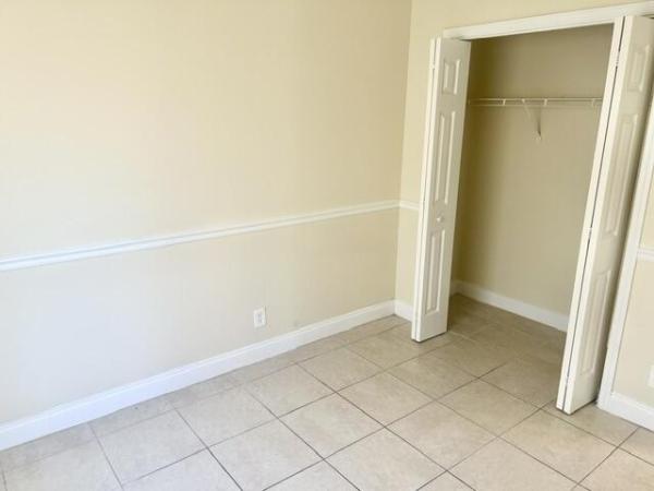Lee Estates, 5447 Twin Oakes Rd, Lake Worth, Florida 33463, image 2