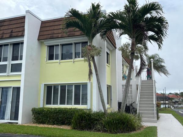 The Colonnades, 1309 Bayshore Dr #104, Fort Pierce, Florida 34949, image 3