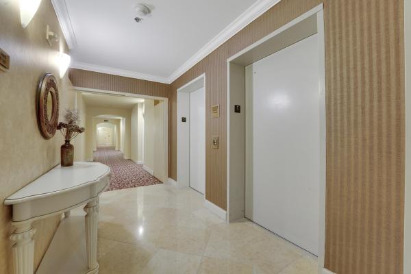 Montecito Palm Beach, 616 Clearwater Park Rd #513, West Palm Beach, Florida 33401, image 2