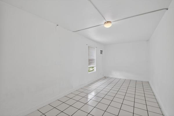 Lake Worth Town, 303 S L St, Lake Worth Beach, Florida 33460, image 2