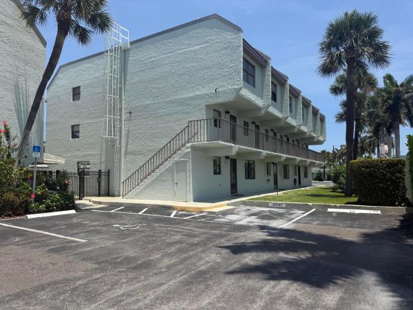 La Entrada Del Mar, 1300 Seaway Dr, Fort Pierce, Florida 34949, image 3