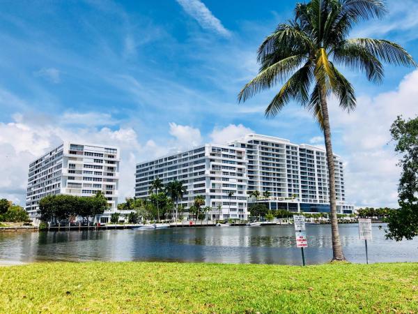 East Point Towers, 1160 N Federal Hwy #215, Fort Lauderdale, Florida 33304, image 1