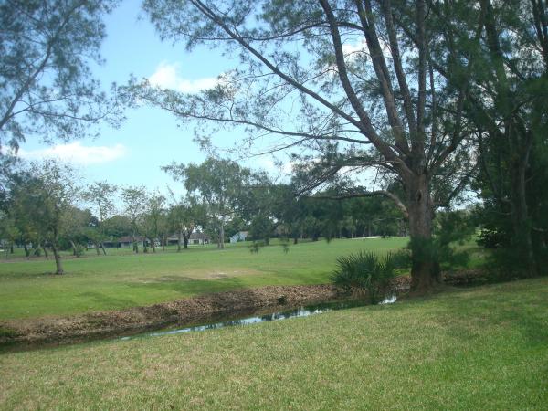 Lantern Walk, 216 Par Dr, Royal Palm Beach, Florida 33411, image 1