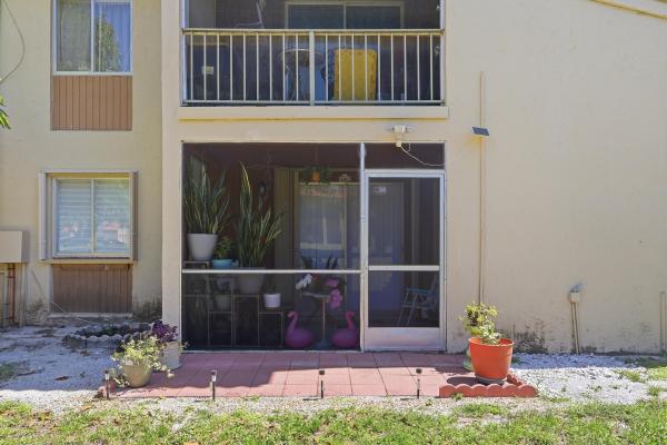 6074 Forest Hill Blvd #101, West Palm Beach, Florida 33415, image 3