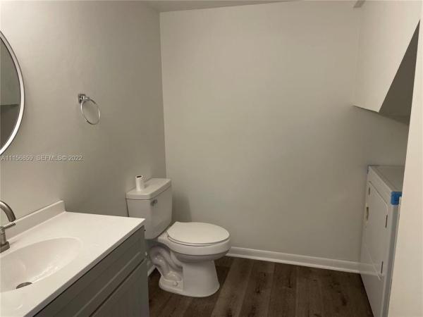 4648 Suburban Pines Dr, Lake Worth, Florida 33463, image 1
