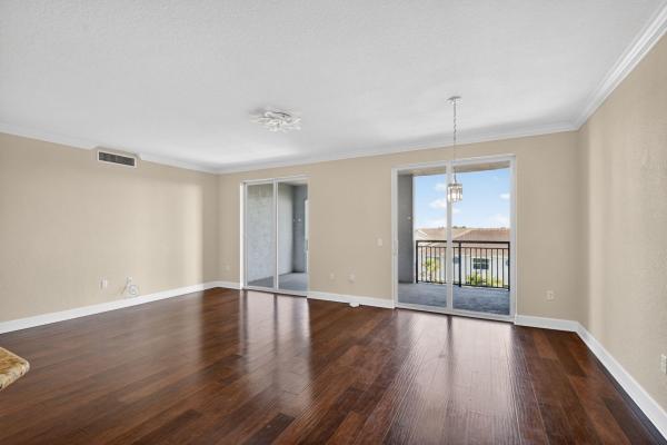 Vizcaya Lakes, 1660 Renaissance Commons Blvd #2517, Boynton Beach, Florida 33426, image 3