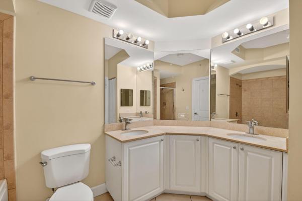 Vizcaya Lakes, 1660 Renaissance Commons Blvd #2517, Boynton Beach, Florida 33426, image 2