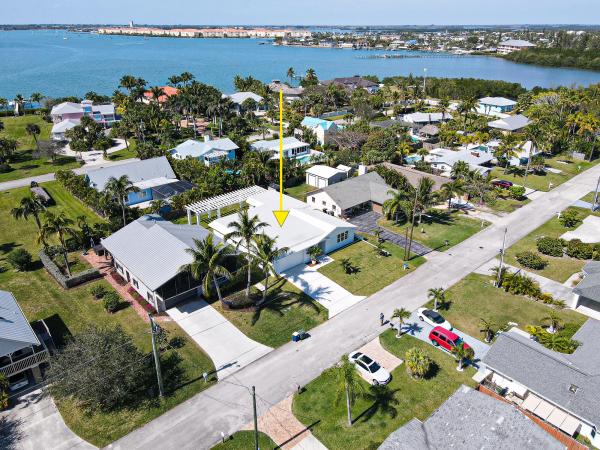 Tropical Beach, 1123 Granada, Fort Pierce, Florida 34949, image 1
