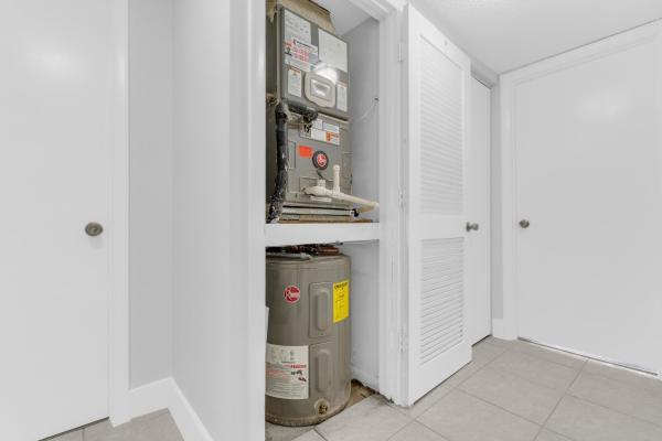 Coronado At Jacaranda, 200 W Jacaranda Country Club Dr #3c, Plantation, Florida 33324, image 3