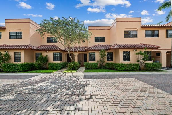 Spanish Springs Townhomes, 201 NE 16th Pl #104, Fort Lauderdale, Florida 33305, image 1