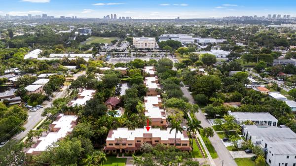 Spanish Springs Townhomes, 201 NE 16th Pl #104, Fort Lauderdale, Florida 33305, image 1
