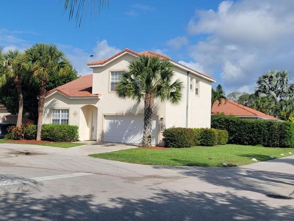 Wellington Lakes, 1780 Pierside Cir, Wellington, Florida 33414, image 1