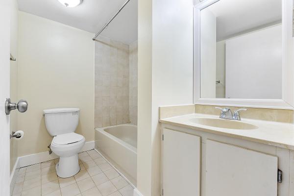Mira Lago, 3100 NW 46th St #102, Oakland Park, Florida 33309, image 2