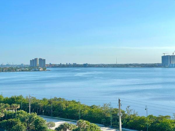 Connemara, 5420 N Ocean Dr #906, Riviera Beach, Florida 33404, image 3