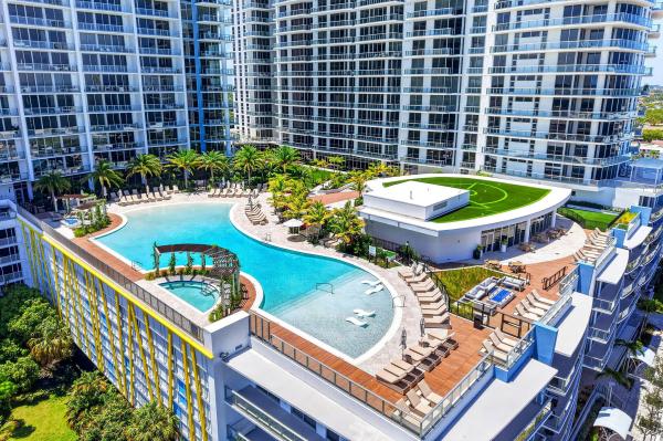 220 Lake Shore Dr #1808, Lake Park, Florida 33403, image 3