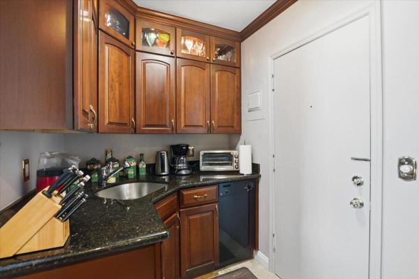 6261 NE 19th Ave #1229, Fort Lauderdale, Florida 33308, image 1
