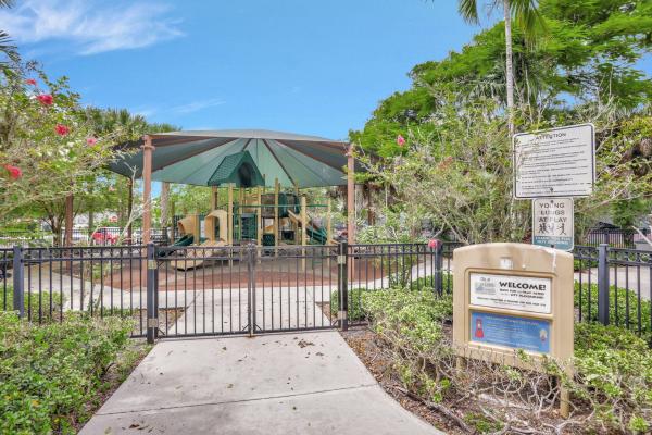 Palm-Aire Country Club 1, 3100 N Palm Aire Dr #106, Pompano Beach, Florida 33069, image 1