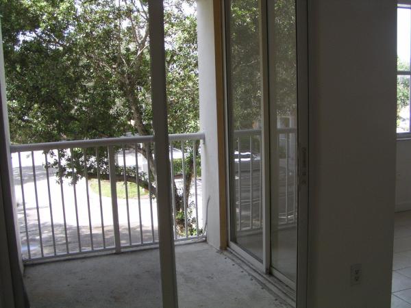 Shoma Courtyards At Royal Palm Beach, 1016 Shoma Dr, Royal Palm Beach, Florida 33414, image 3