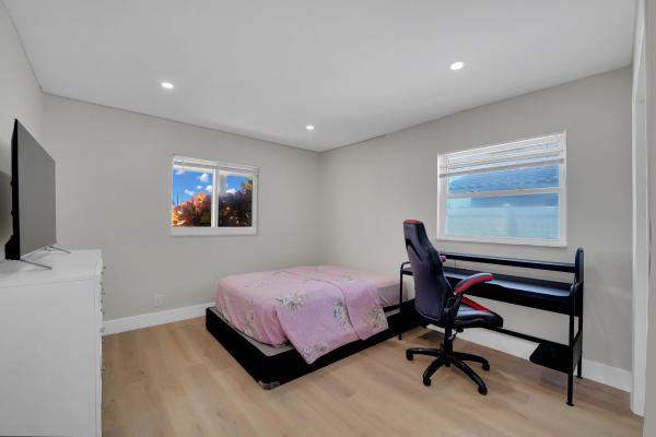 Country Club Village, 600 NW 12th Ave, Boca Raton, Florida 33486, image 1