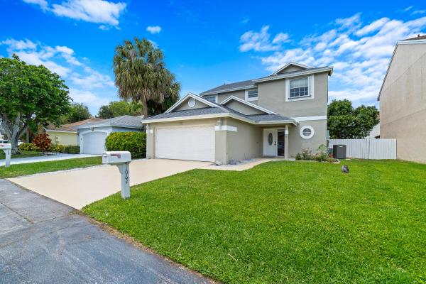 Lawrence Grove, 1062 W Fairfax Cir, Boynton Beach, Florida 33436, image 1