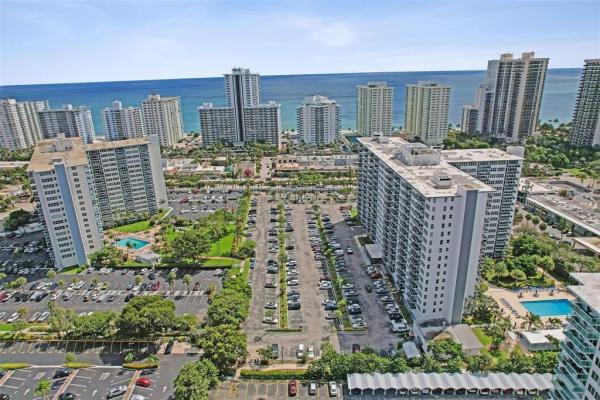 Coral Ridge Towers South, 3333 NE 34th St #222, Fort Lauderdale, Florida 33308, image 1
