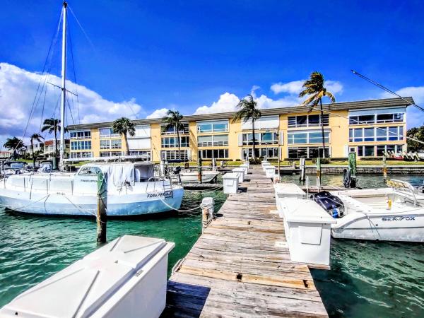 The Colonnades, 1351 Bayshore Dr, Fort Pierce, Florida 34949, image 2