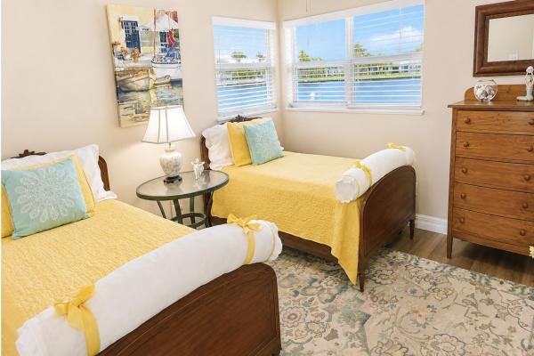 The Colonnades, 1351 Bayshore Dr, Fort Pierce, Florida 34949, image 3