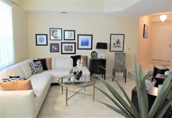 Ocean Walk Villas, 1900 Oceanwalk Ln #117, Lauderdale By The Sea, Florida 33062, image 1