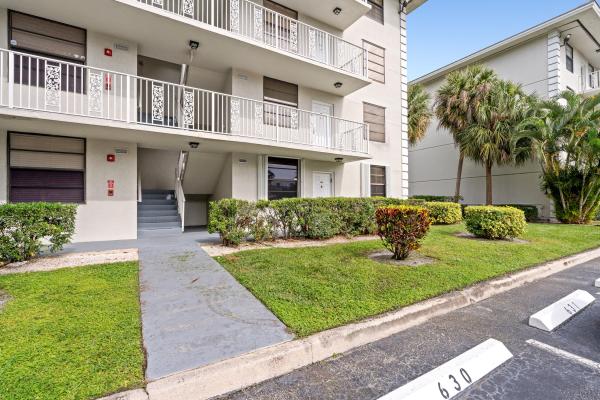 Whitehall 2 Of Pine Island Ridge, 1713 Whitehall Dr #106, Davie, Florida 33324, image 1