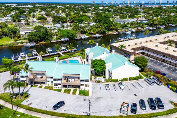 Riveredge, 412 Southwind Dr #B2, North Palm Beach, Florida 33408, image 2