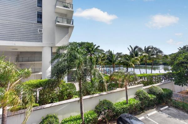 East Point Towers, 1170 N Federal Hwy #305, Fort Lauderdale, Florida 33304, image 2