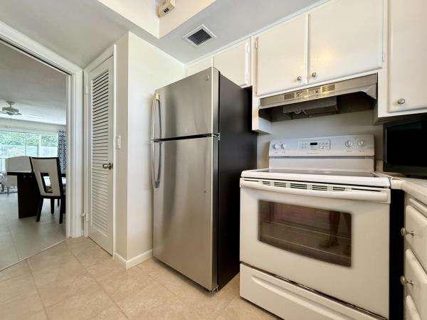 The Greenbrier, 50 Celestial Way #305, Juno Beach, Florida 33408, image 1