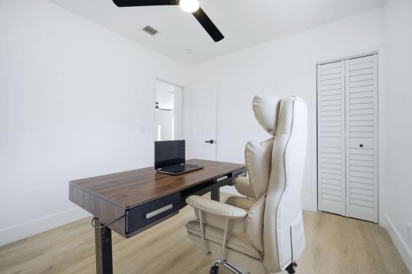 Pleasant Ridge, 310 NW 4th Ave, Deerfield Beach, Florida 33441, image 3