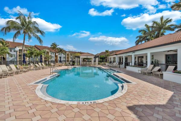 Mirabella Villas, 214 Villa Cir, Boynton Beach, Florida 33435, image 3