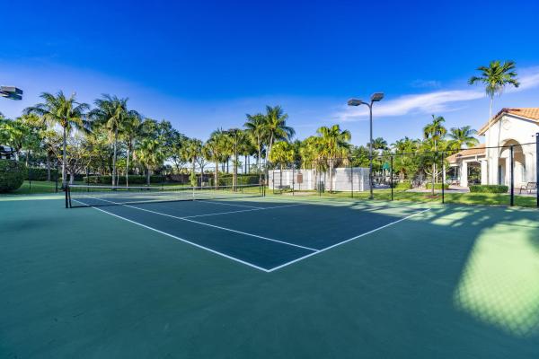 Oakmont Estates, 10551 Longleaf Ln, Wellington, Florida 33414, image 2