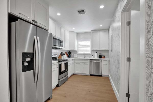 Lake Ridge, 1043 N Victoria Park Rd #1-2, Fort Lauderdale, Florida 33304, image 1