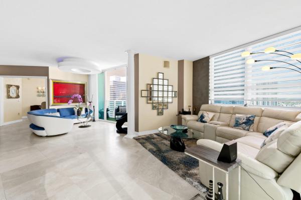 350 Las Olas Place, 350 SE 2nd St #1870, Fort Lauderdale, Florida 33301, image 3