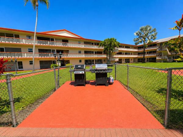 Beverly Hills, 5300 Washington St #240P, Hollywood, Florida 33021, image 1