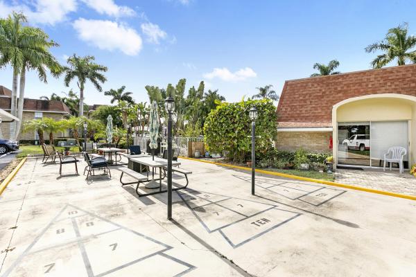 Tamberlane, 5510 Tamberlane Cir #242, Palm Beach Gardens, Florida 33418, image 1