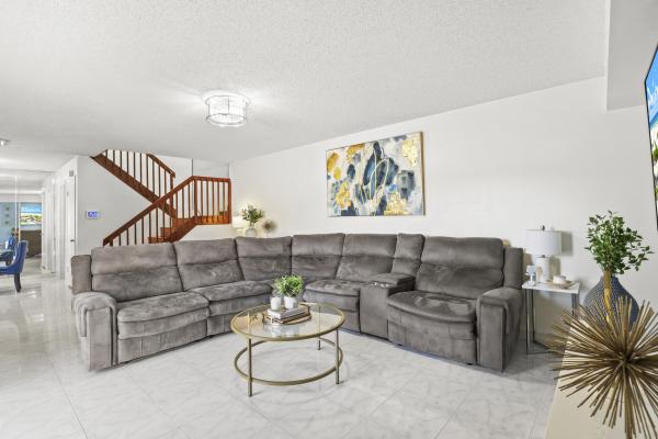 Heritage Village Of Palm Beach Lakes, 7813 78th Way, West Palm Beach, Florida 33407, image 2