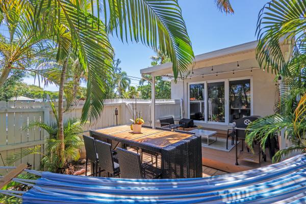 Hollywood Lakes, 1603 Jefferson St, Hollywood, Florida 33020, image 2