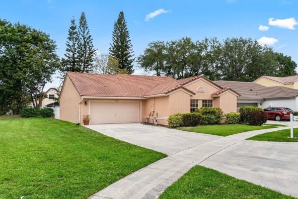 Boca Springs, 10001 Country Brook Rd, Boca Raton, Florida 33428, image 1