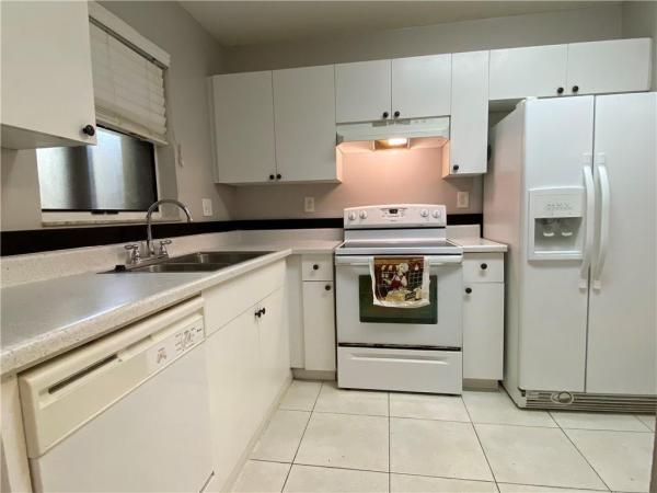 2967 Riverside Dr #109, Coral Springs, Florida 33065, image 2