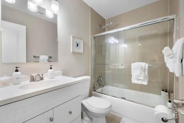Lake Ridge, 1039 N Victoria Park Rd #1-2, Fort Lauderdale, Florida 33304, image 1
