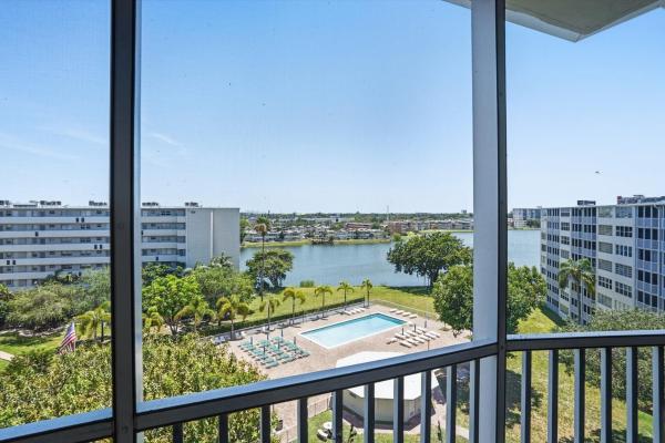 1750 NE 191st St #811-2, North Miami Beach, Florida 33179, image 2