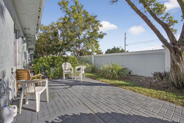 Sonoma Bay, 3720 Oleander Ter, Riviera Beach, Florida 33404, image 1