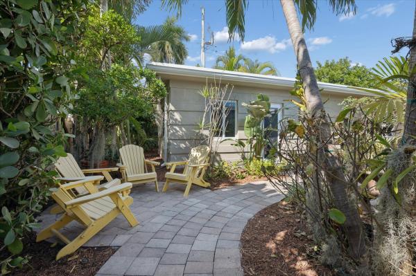 Lake Ridge, 1123-1125A NE 14th Ave #1-3, Fort Lauderdale, Florida 33304, image 1