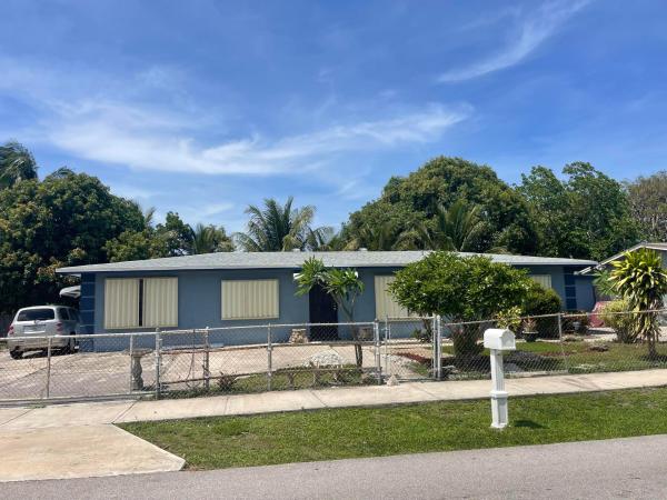 Rosemont Gardens, 915 SW 4th St, Delray Beach, Florida 33444, image 1