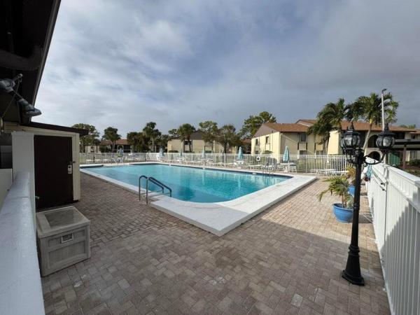 Pine Ridge South 4, 441 Pine Glen Ln #C-2, Greenacres, Florida 33463, image 3