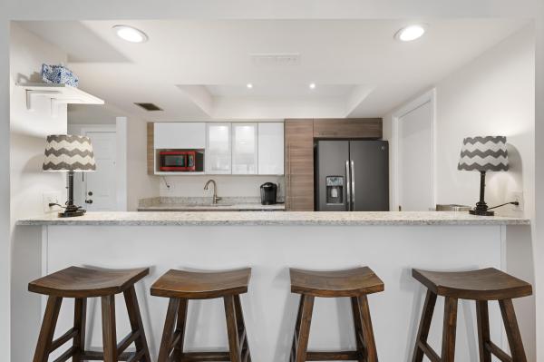 Tennis Lodges, 11863 Wimbledon Cir #542, Wellington, Florida 33414, image 2